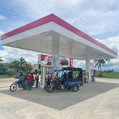 Prefab Thép cấu trúc trạm xăng ngoài trời chống nước tùy chỉnh biển báo Trạm xăng Canopy