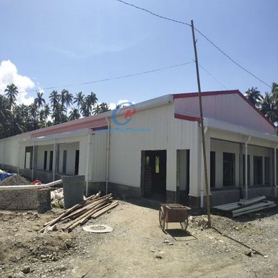 Q345B Q235B Cấu trúc thép nặng Nhà gia cầm với thông gió tự động